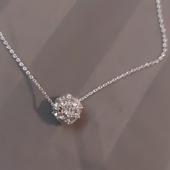 Sterling Silver ball necklace - Picture 2 of 3